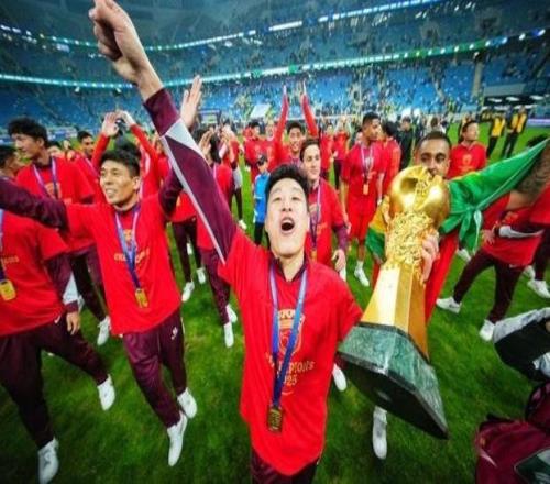 銘記場面2025中超聯(lián)賽落幕，上海海港成功衛(wèi)冕