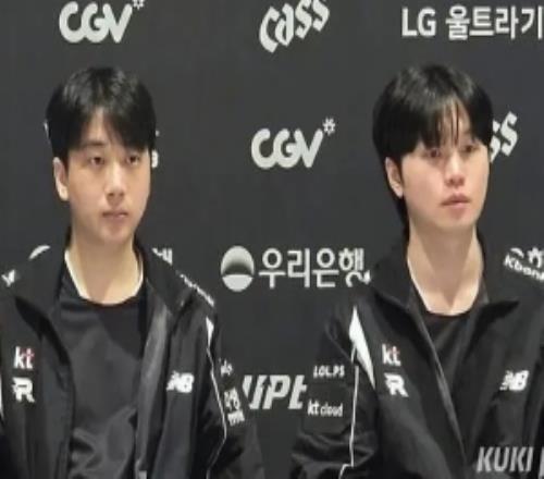 Score：目前S賽我們上限是八強，如果版本更新情況可能會好轉(zhuǎn)