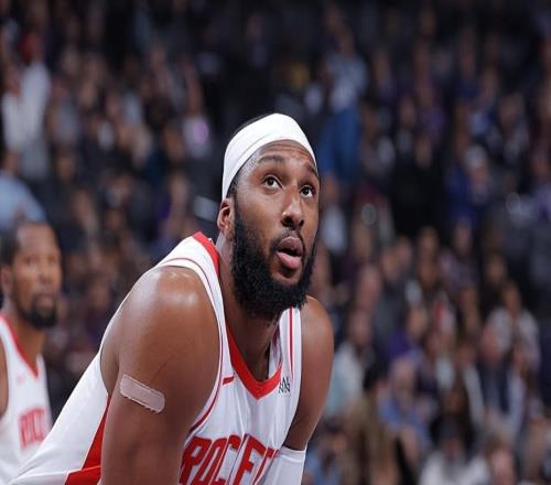 表現(xiàn)似乎也在出現(xiàn)下滑，火箭后場大閘可能要跌出輪換陣容了