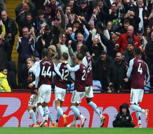 30橫掃！瓜迪奧拉狂歡慶祝，利物浦恥辱潰敗，多庫一戰封神