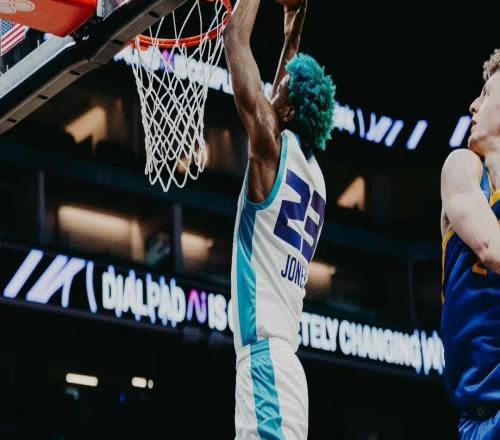 又一人離開NBA！簽約意大利豪門，場(chǎng)均11+6仍失業(yè)，曾自稱是GOAT