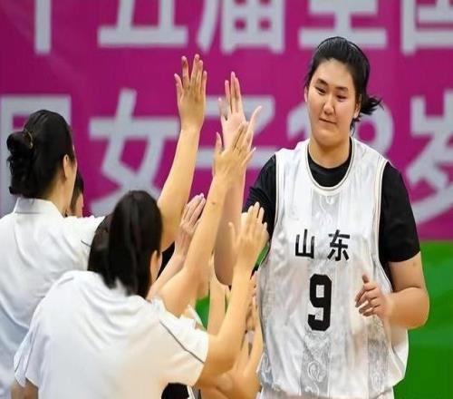 山東媒體：張子宇WCBA新賽季首秀確定1月4日主場對陣河北女籃
