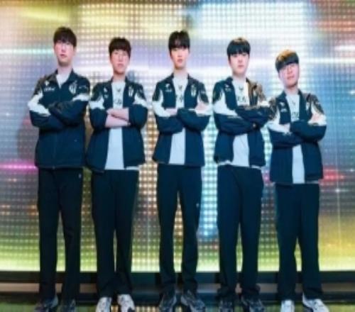 Chovy：隊伍優(yōu)勢在于，不利的局勢下總能找到突破口