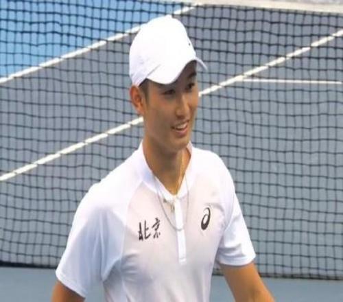 全運(yùn)會(huì)網(wǎng)球青年組男子團(tuán)體：商竣程率北京隊(duì)21戰(zhàn)勝江蘇隊(duì)，奪得冠軍