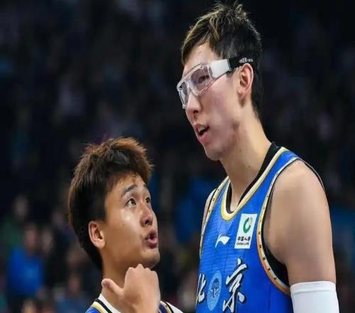 CBA排行榜更新：滬粵廈前3，廣東沖榜首遼籃第10，四川12連敗