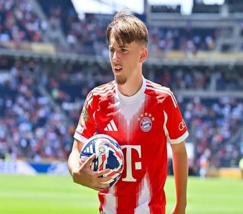 渴望去皇馬拜仁17歲天才禍從口出惹惱球迷社媒遭攻陷被罵叛徒