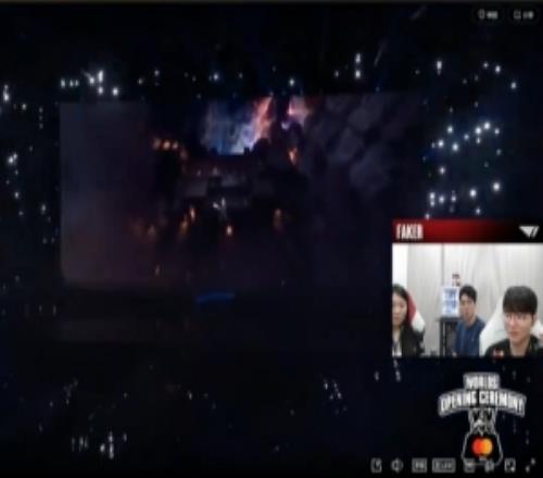 Faker反復(fù)回放Oner出場：他是真的在Wink嗎，他這個眨眼好自然啊