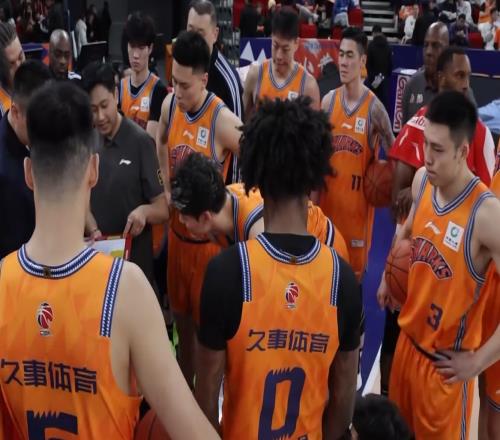 36分慘敗，7連??！CBA最弱球隊誕生，最新積分榜：大黑馬沖上第三