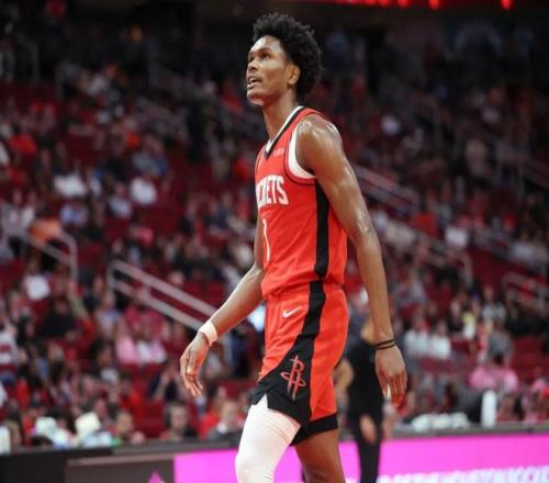 下一站全明星，阿門(mén)若進(jìn)防守一陣將創(chuàng  )紀錄，不公待遇讓人無(wú)法忍受