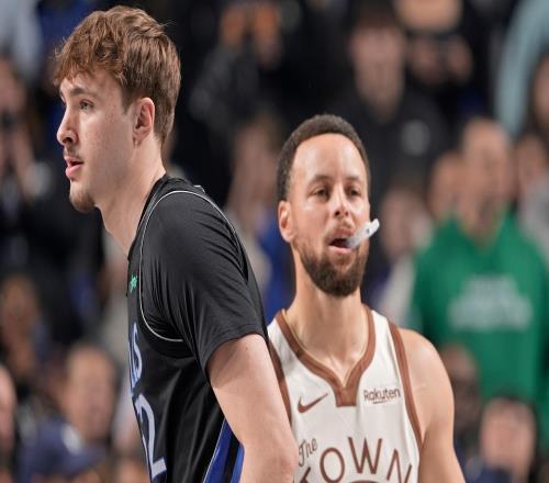 轟38+8三分獨(dú)木難支！37歲庫(kù)里提前下場(chǎng)雙眼無神在場(chǎng)24一敗涂地