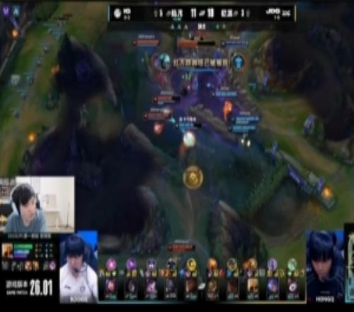 Tian：Junjia這操作不能細(xì)看我看了好多把石頭人了這把是最差的