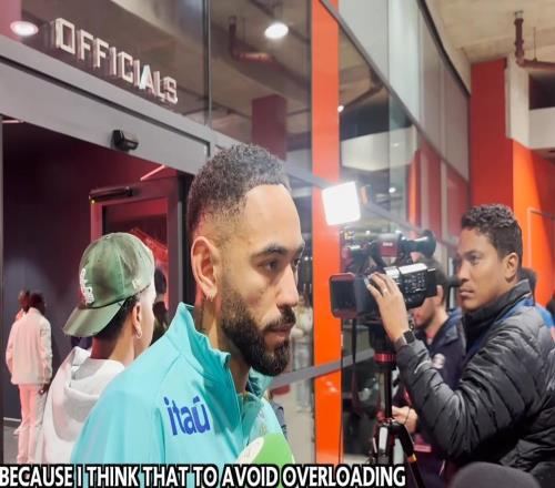 庫尼亞：姆伯莫是個(gè)了不起的球員，能和他并肩作戰(zhàn)很棒