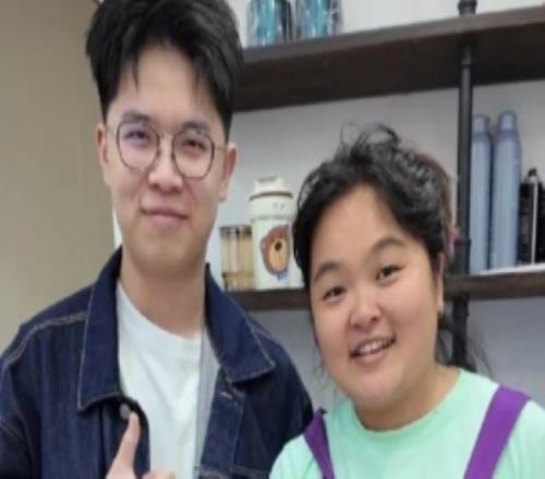 EDG分享視頻：Xiaohao新皮膚解鎖！懷化知名發(fā)型師曉華理發(fā)VLOG