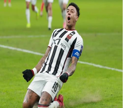 約克：林加德應該去雷克瑟姆最后一舞，幫助他們升超