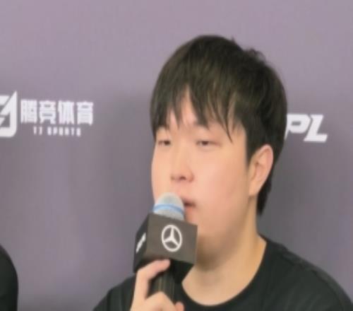 讓我彎腰你還不夠！Bin：我想怎樣就怎樣不喜歡彎腰