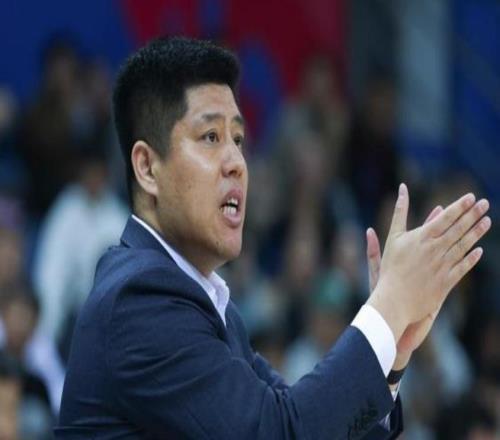 沒(méi)了李春江，潘江攻守全垮！陣容還陷弊端，無(wú)一號(hào)位全隊(duì)遭影響！