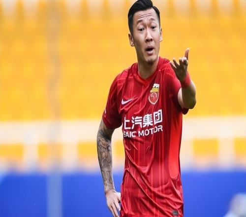 國(guó)安搶不贏！海港或免簽山東泰山外租全能中場(chǎng)，徐新最佳接班人