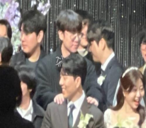 Helper教練婚禮RulerChovyCanyon等知名職業(yè)選手到場(chǎng)