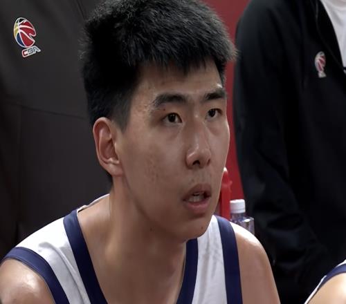 厲害！2米26徐昕，6次蓋帽球迷：打出CBA頂級中鋒水平