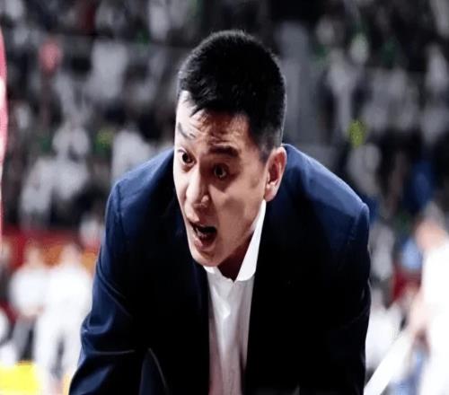 備戰吉林！雙方溫馨互動(dòng)，趙繼偉合練，楊鳴回應新外援點(diǎn)出連??！