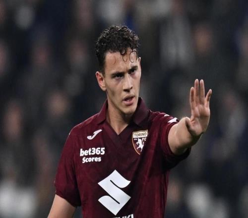 斯基拉：阿斯拉尼不想離開意甲，近期已拒絕兩份國外球隊(duì)報(bào)價(jià)