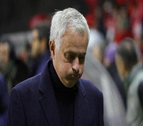 穆里尼奧回應(yīng)阿莫林被曼聯(lián)解雇：失敗不應(yīng)成為年輕教練的壓力