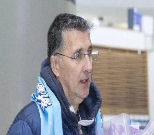 新疆正式換帥，深圳外援45+9+9送北京兩連敗