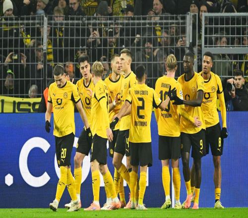 與4結(jié)緣，多特5輪歐冠聯(lián)賽有4輪打入4球，剩下1輪被曼城進(jìn)4球