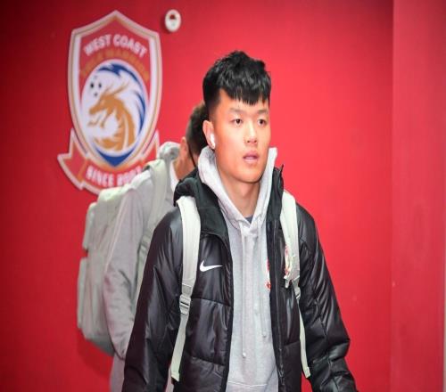 邵佳一國(guó)足防守大閘首選青島西海岸愛徒太亮眼：101次搶斷！