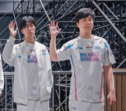 蜜月期BUFF！BLG12落后更換打野成功連追兩局擊敗TES