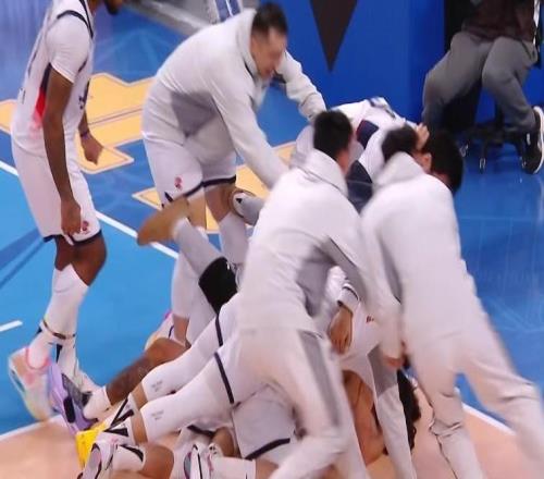 珀塞爾立大功！高速男籃87：85絕殺北京北汽，豪取五連勝