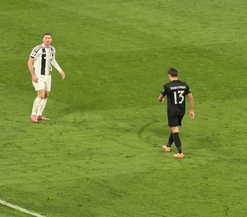 曼聯(lián)預(yù)計冬窗大概率買不到新援！賣一人成關(guān)鍵，尤文鋒霸再次自薦