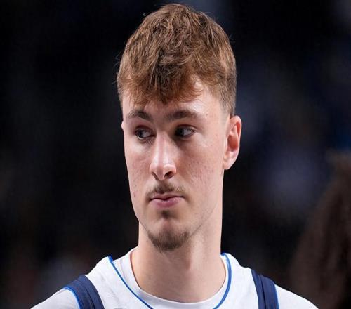 42+35+33！33+32+30！NBA一生之?dāng)痴Q生，最佳新秀要失去懸念了