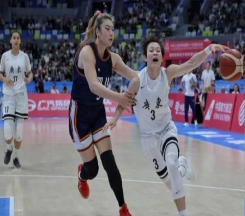 決賽6中1得2分！李夢(mèng)無(wú)緣國(guó)家隊(duì)原因找到了，宮魯鳴真有先見(jiàn)之明