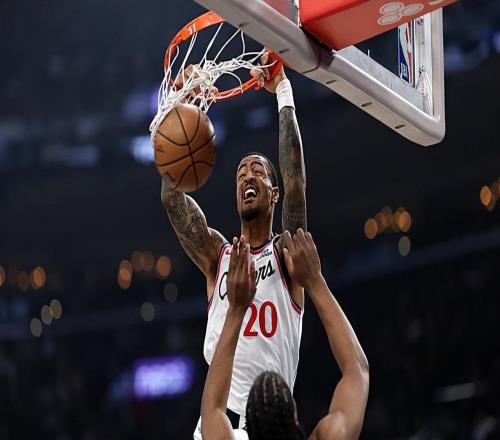 又一次打出了全能型表現(xiàn)，鋒線新援已經(jīng)在快船找到自己的位置了