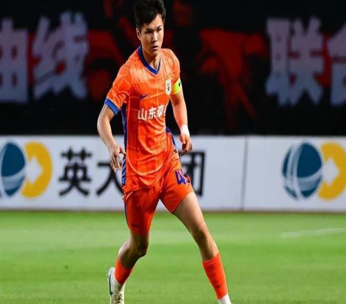 收官戰(zhàn)韓鵬要大膽變陣，國足兩大新星或聯(lián)袂出擊，一人迎中超首秀
