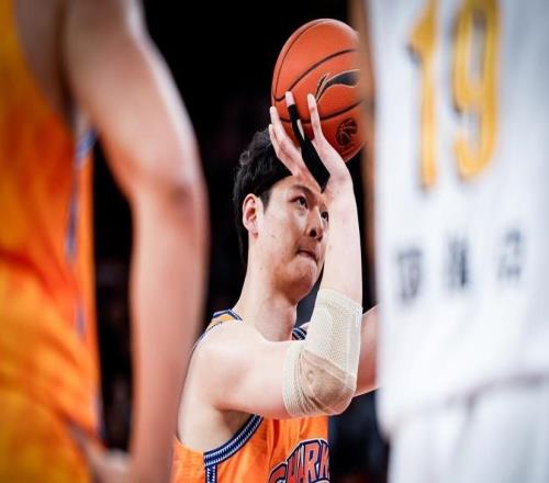 CBA“京滬大戰(zhàn)”，上海大勝北京豪取三連勝