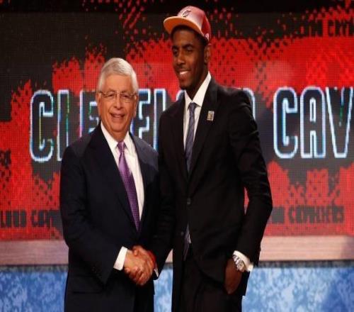 NBA2011屆多名球星都曾遭遇膝蓋大傷：歐文、克萊、巴特勒在列