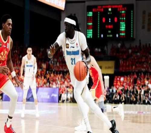 第三外援敲定！2米06爭議鋒線重返北京首鋼，對陣廣東曾砍28+7