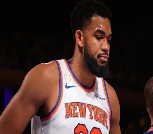 ESPN預(yù)測(cè)明日比賽勝率：尼克斯48.4%，雄鹿51.6%