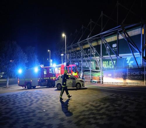 太陽報(bào)：英甲普利茅斯隊(duì)主場(chǎng)疑似被人故意縱火