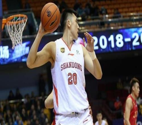 單節(jié)怒砍12分拒絕繼續(xù)連敗，國產(chǎn)鯊魚距離CBA第一餅王只差個勞森