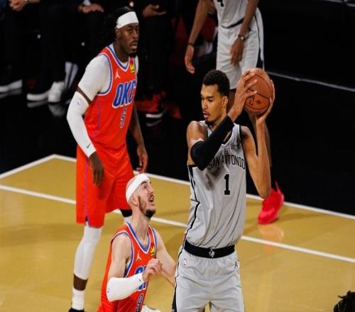 爆冷20分慘敗，0勝3負(fù)！從聯(lián)盟寵兒變成棄子，NBA西部格局變了