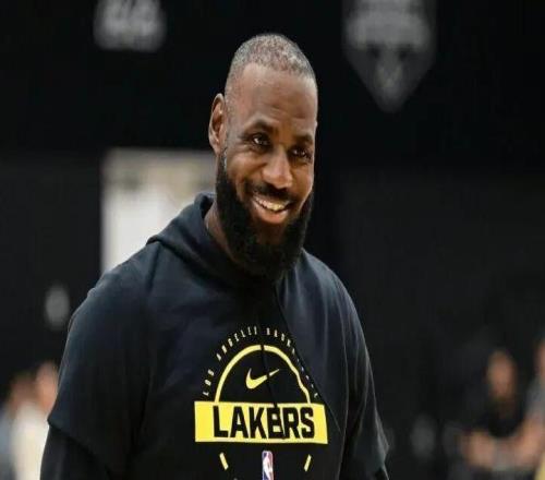 楊瀚森再度首秀！打的是布朗尼的湖人！