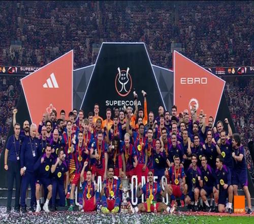 皇馬丟冠！神奇3分鐘3球，10人巴薩32加冕，姆巴佩難救阿隆索！