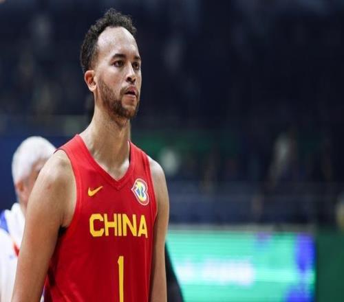真摯的祝福！祝男籃首位歸化球員李凱爾32歲生日快樂！