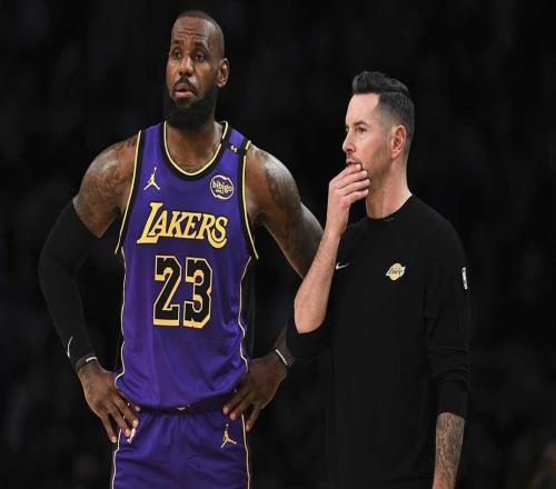 勒布朗詹姆斯在湖人隊(duì)強(qiáng)勢開局之際，對JJ雷迪克直言不諱