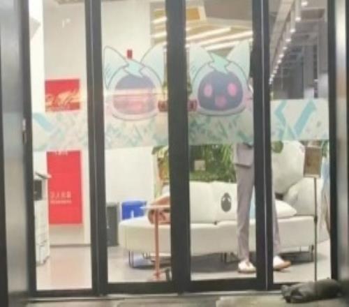 BLG粉絲狂喜！爆料人：Bigwei離隊新教練都知道了想找丹妮