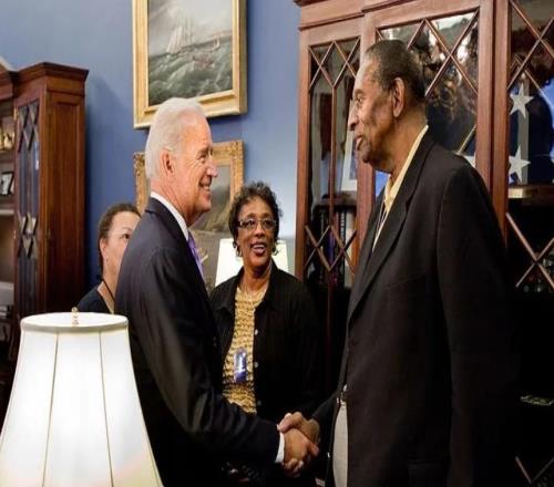 【舊將錄】NBA第一位黑人球員