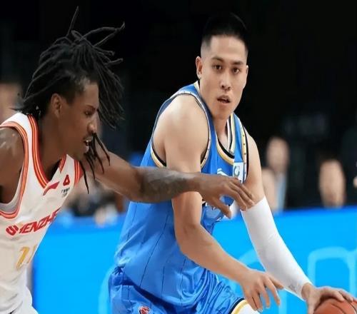 拿600萬(wàn)！4中0就得1分，北京揪出最大軟蛋，他打得真差啊